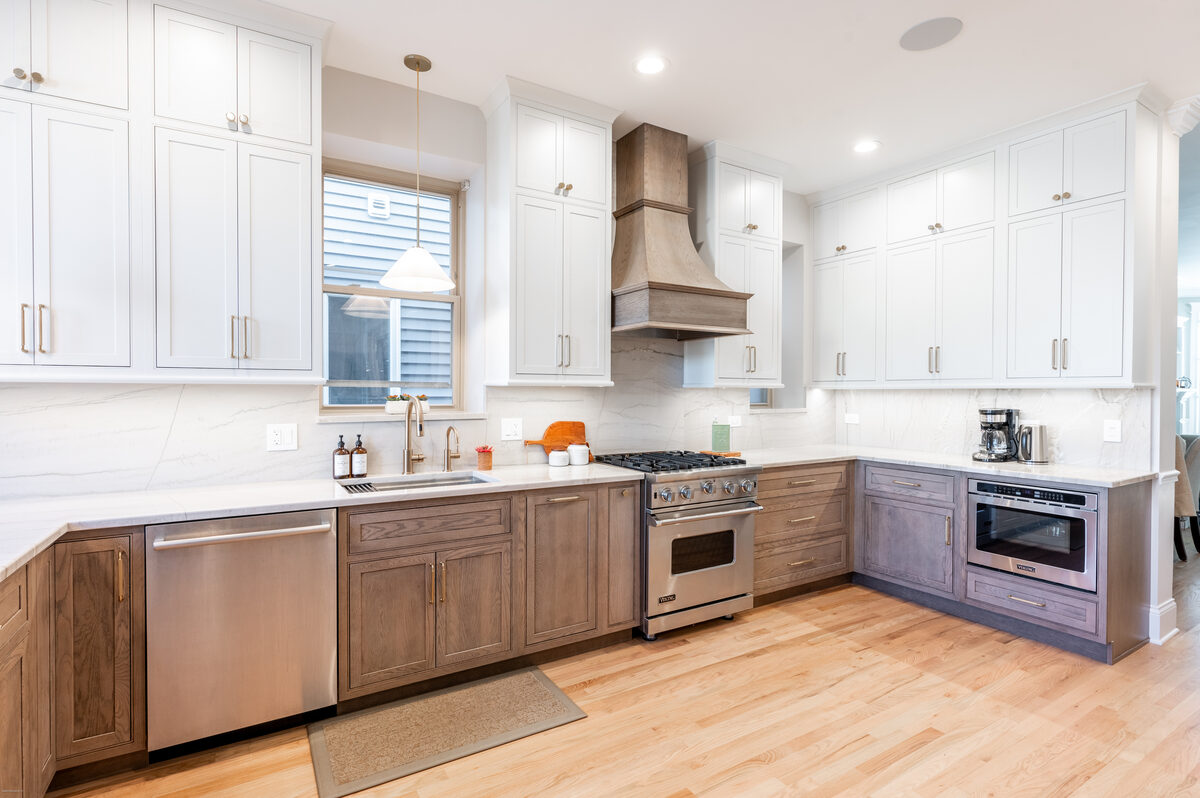 Two-Tone Kitchen Cabinets